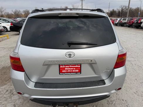 Used 2010 Toyota Highlander SE image 4