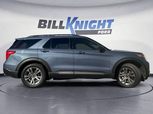 Certified 2021 Ford Explorer XLT w/ Equipment Group 202A image 6