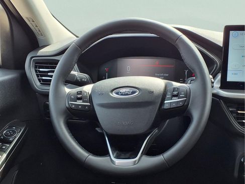 Used 2024 Ford Escape Active w/ Tech Pack #1 FWD image 11