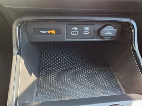 Certified 2023 Honda CR-V Sport image 9