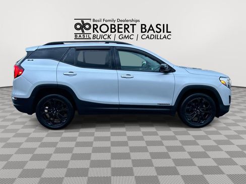 Used 2021 GMC Terrain SLE w/ Driver Convenience Package AWD/4WD image 9