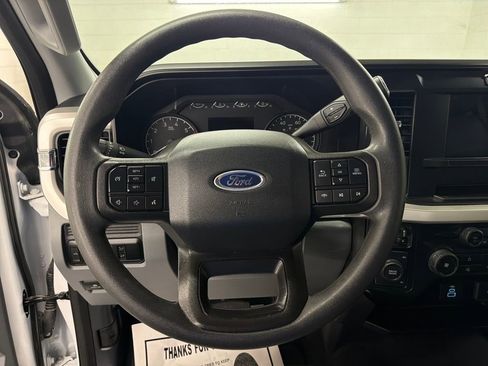 Certified 2025 Ford F250 XLT image 18