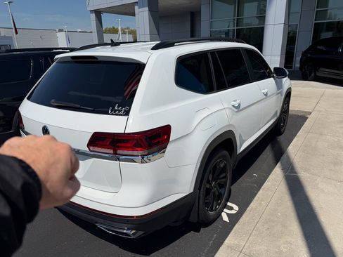 Used 2022 Volkswagen Atlas SE image 6