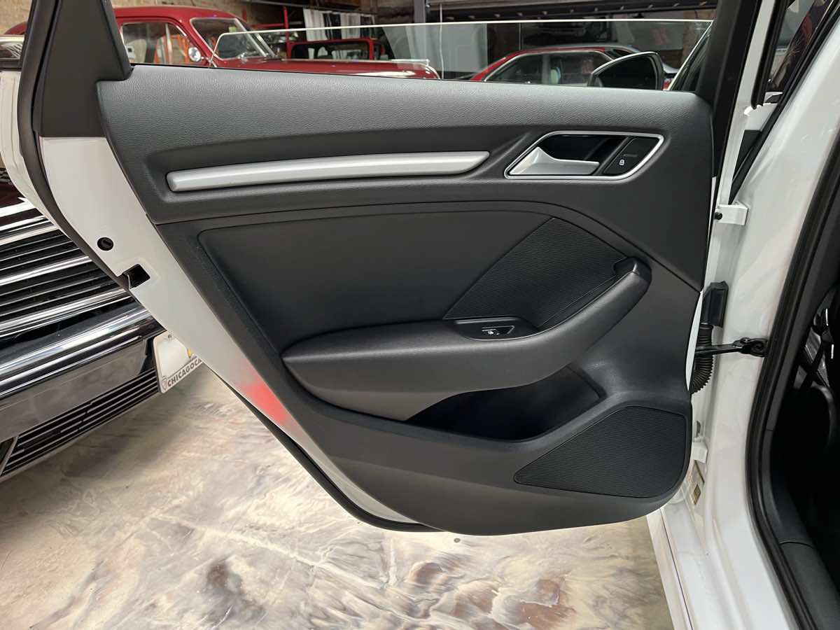 Used 2017 Audi A3 e-tron Premium w/ Sport Package FWD image 28