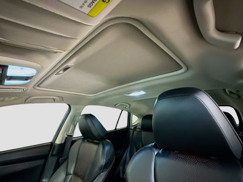 Used 2022 Subaru Crosstrek 2.5i Limited w/ Moonroof Package 2 image 27