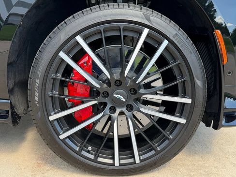 Used 2025 Aston Martin DBX 707 AWD/4WD image 4
