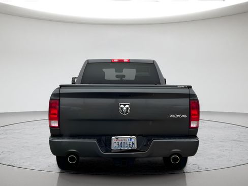 Used 2017 RAM 1500 Express AWD/4WD image 5