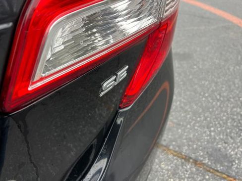 Used 2014 Toyota Camry SE image 36