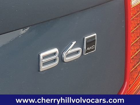 Certified 2023 Volvo XC90 B6 Plus image 31