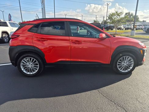 Used 2020 Hyundai Kona SEL FWD image 4