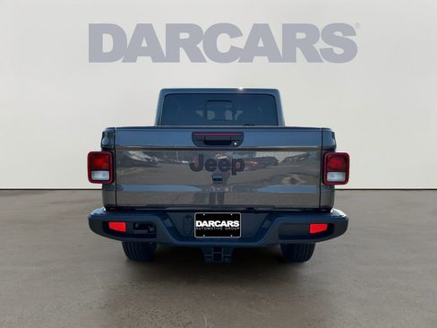 New 2025 Jeep Gladiator Sport image 6