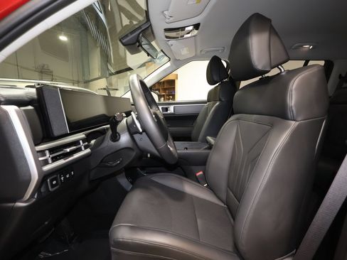 Used 2026 Hyundai Santa Fe SEL FWD image 22