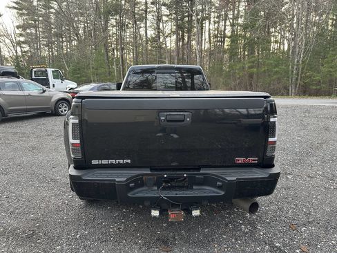 Used 2013 GMC Sierra 3500 Denali image 6