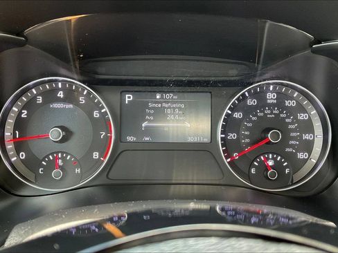 Used 2024 Kia Forte LXS FWD image 17