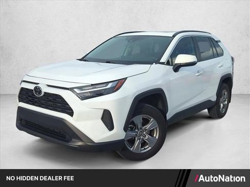 Used 2024 Toyota RAV4 XLE w/ Convenience Package FWD image 1