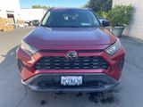 Used 2020 Toyota RAV4 LE image 2