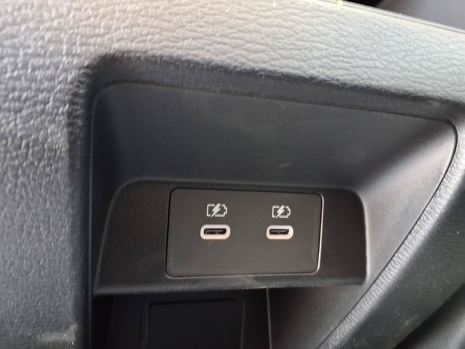 Used 2025 Mitsubishi Outlander SE FWD image 22
