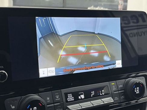 Used 2025 Toyota Grand Highlander FWD image 33