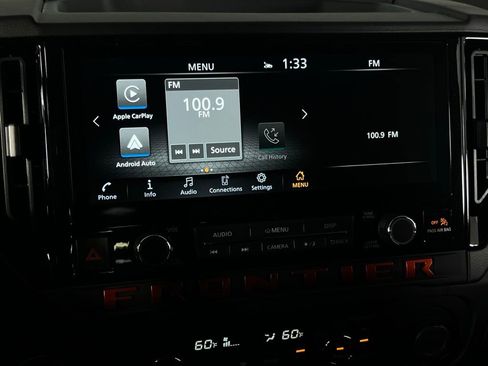 Used 2025 Nissan Frontier PRO-4X w/ Interior Protection Package image 15