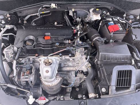 Certified 2023 Honda HR-V LX image 15