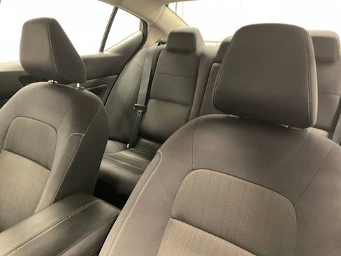 Used 2024 Nissan Altima 2.5 SV image 13