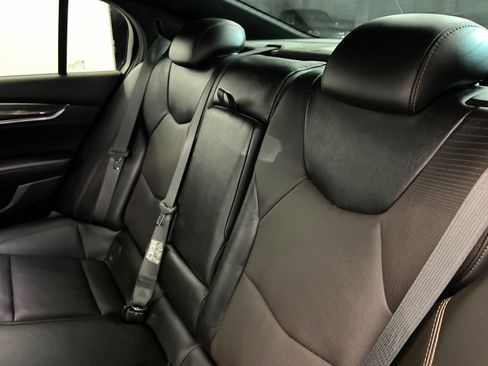 Used 2020 Cadillac CT5 V w/ Premium Package RWD image 21
