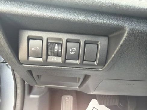 Used 2025 Subaru Outback Touring AWD/4WD image 27