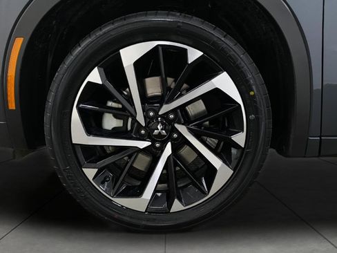 Used 2024 Mitsubishi Outlander SEL image 13