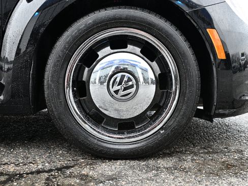 Used 2013 Volkswagen Beetle 2.5 50's Edition image 34