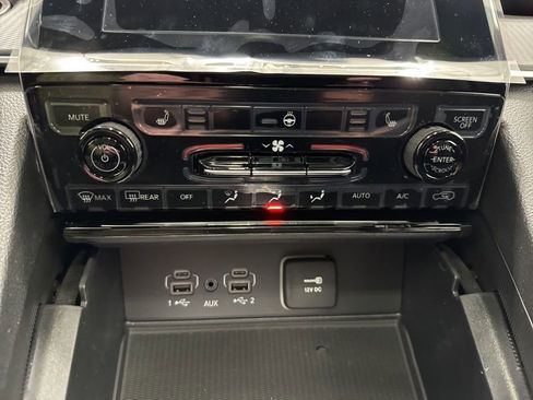 New 2025 Jeep Grand Cherokee L Altitude AWD/4WD image 33