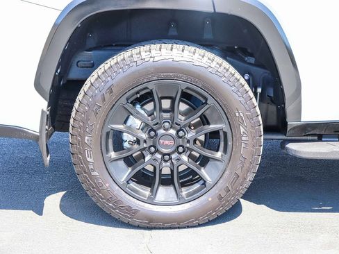 Certified 2025 Toyota Sequoia Platinum w/ TRD Off-Road Package AWD/4WD image 9