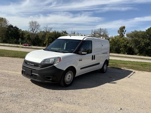 Used 2019 RAM ProMaster City Tradesman image 4