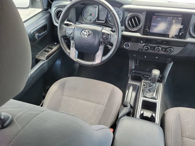 Used 2016 Toyota Tacoma TRD Off-Road w/ Towing Package RWD image 13