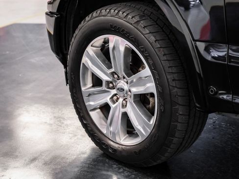 Used 2019 Ford F150 Platinum w/ Equipment Group 701A Luxury image 52