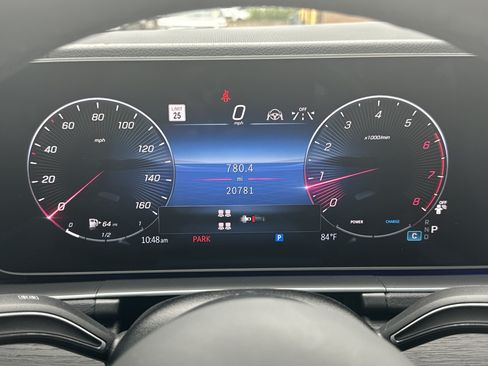 Used 2025 Mercedes-Benz GLS 450 4MATIC image 30