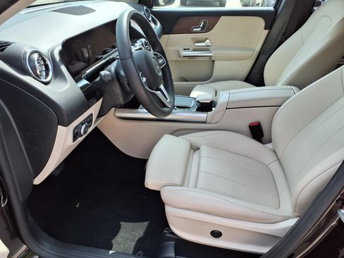 Used 2023 Mercedes-Benz GLA 250 image 13