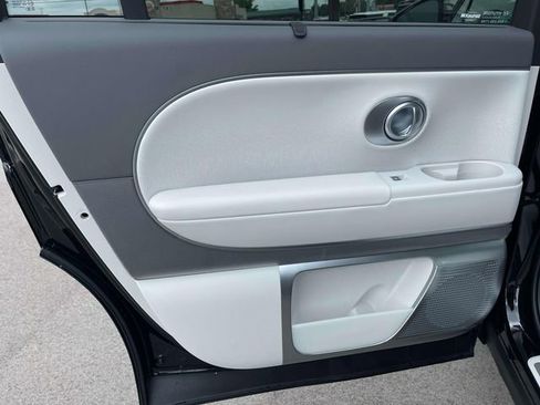 New 2026 Hyundai Ioniq 9 Calligraphy image 18