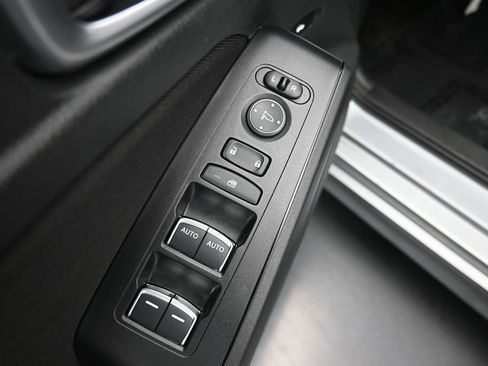 Used 2023 Honda Civic LX image 17