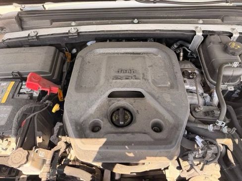 Used 2023 Jeep Wrangler Unlimited Sahara AWD/4WD image 37