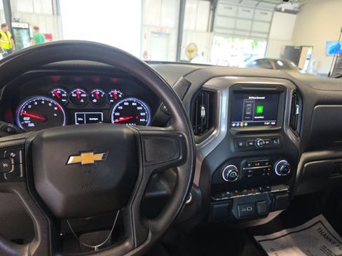 Used 2023 Chevrolet Silverado 1500 Custom RWD image 6