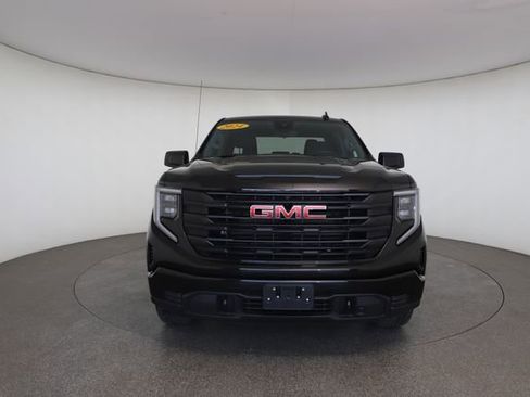 Used 2024 GMC Sierra 1500 Pro w/ Graphite Edition AWD/4WD image 31