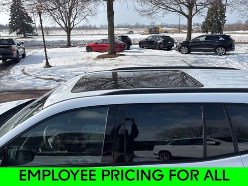 New 2026 Buick Enclave Sport Touring w/ Power Package image 5