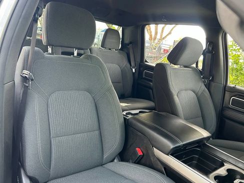 Used 2023 RAM 1500 Big Horn AWD/4WD image 38