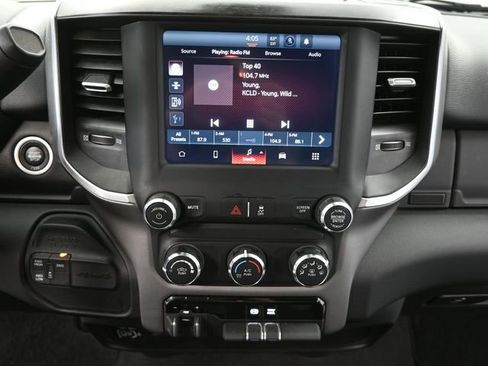 Used 2024 RAM 2500 Big Horn image 35