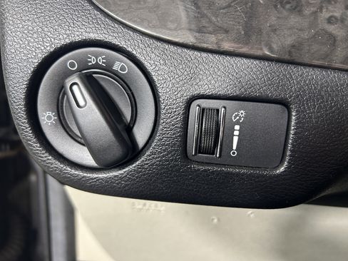 Used 2017 Dodge Grand Caravan SE w/ Power Window Group image 15