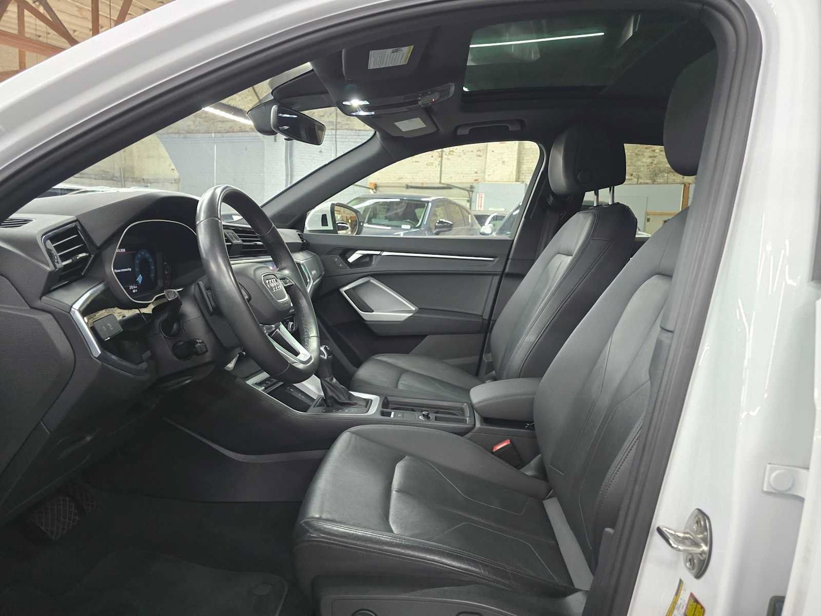 Used 2025 Audi Q3 2.0T Premium AWD/4WD image 20