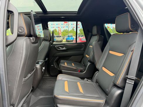 Used 2021 GMC Yukon AT4 w/ AT4 Premium Package AWD/4WD image 18