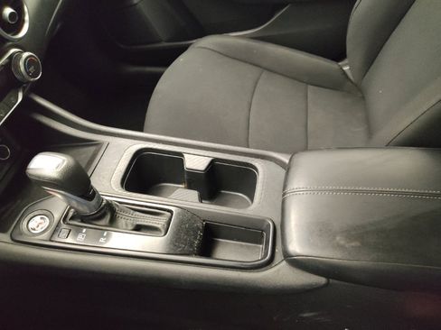 Used 2024 Nissan Sentra S FWD image 26