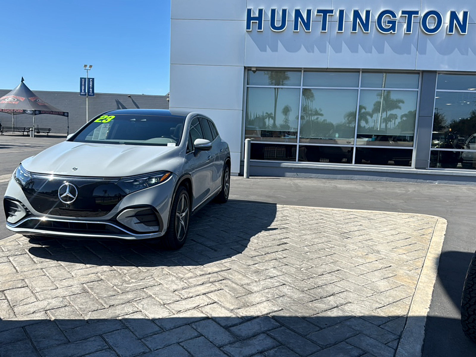 Used 2023 Mercedes-Benz EQS 580 4MATIC SUV image 23