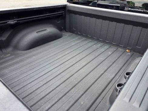 Used 2025 RAM 1500 Big Horn AWD/4WD image 31